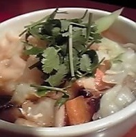 あっさりスープの野菜刀削麺